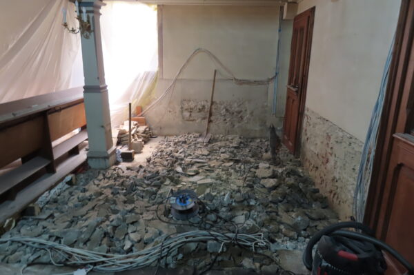 Baustelle Kinderraum in der Kirche Schönbrunn